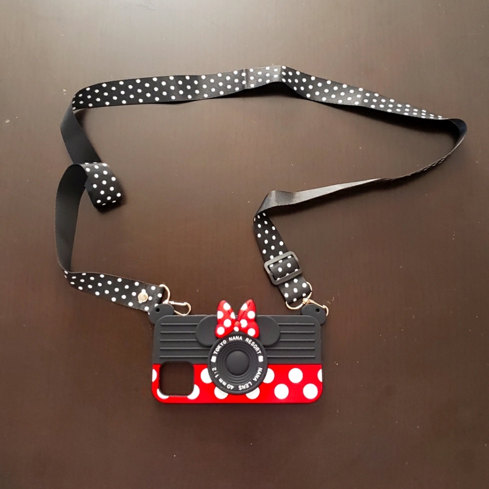 Iphone 12 Minnie Mouse Case